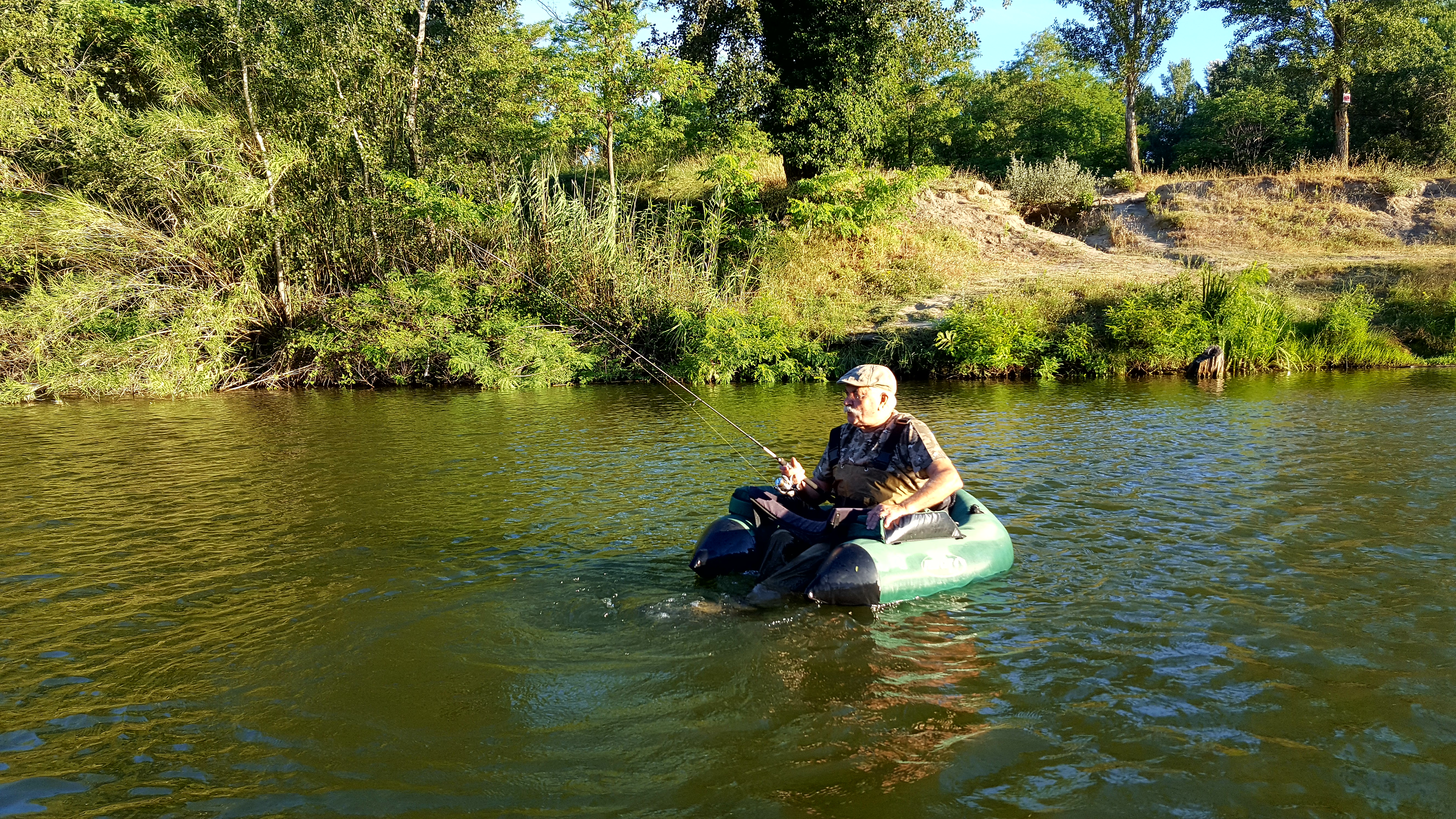 Pêche en float-tube, une finale au bout de la ligne ! 