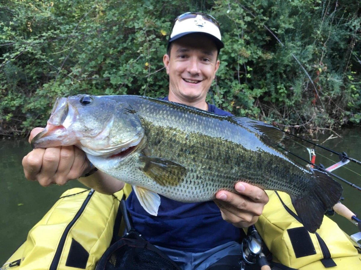 Pêche du black-bass en float tube