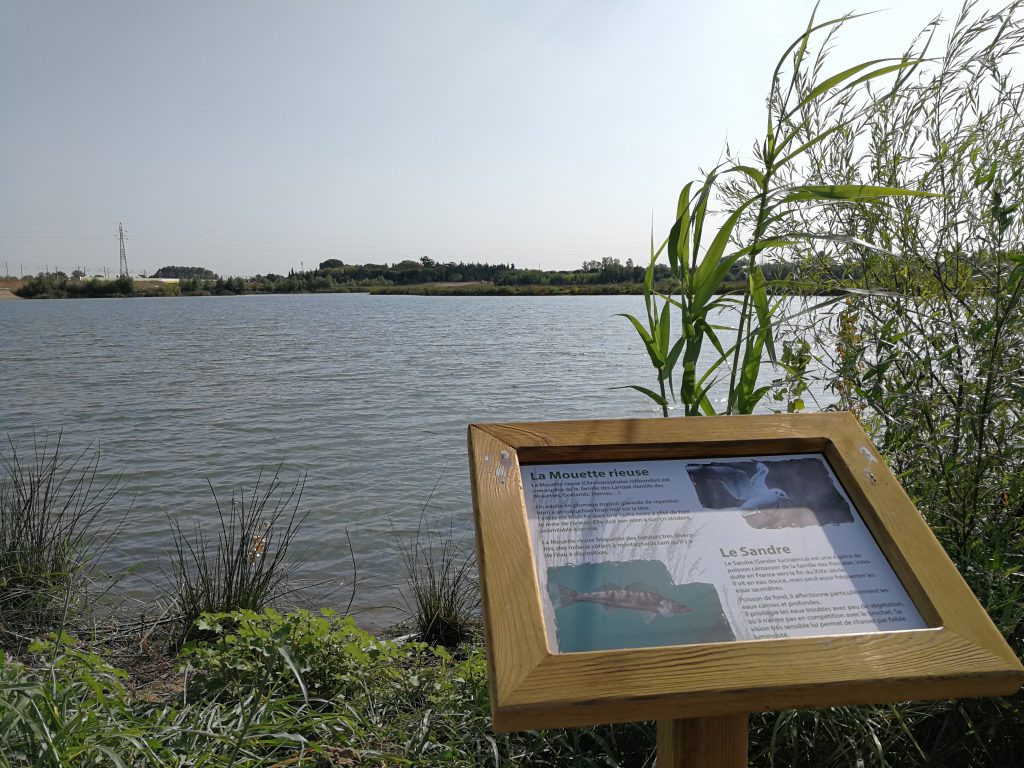 Panneau de sensibilisation sur le site de Verg&egrave;ze
